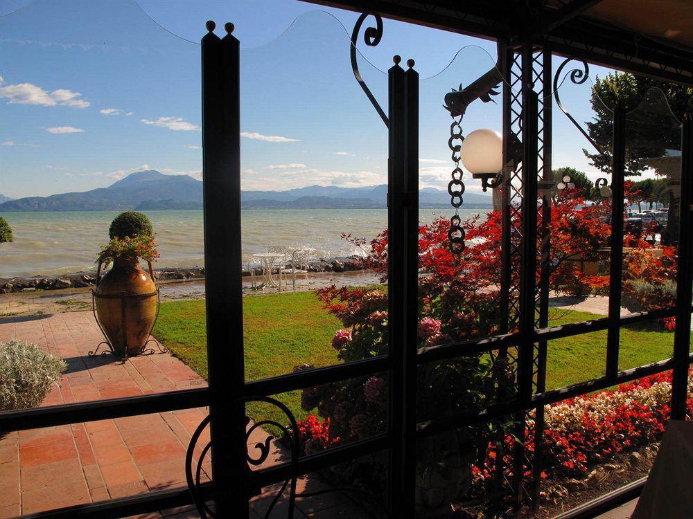 Hotel Lugana Parco Al Lago Sirmione Exterior photo