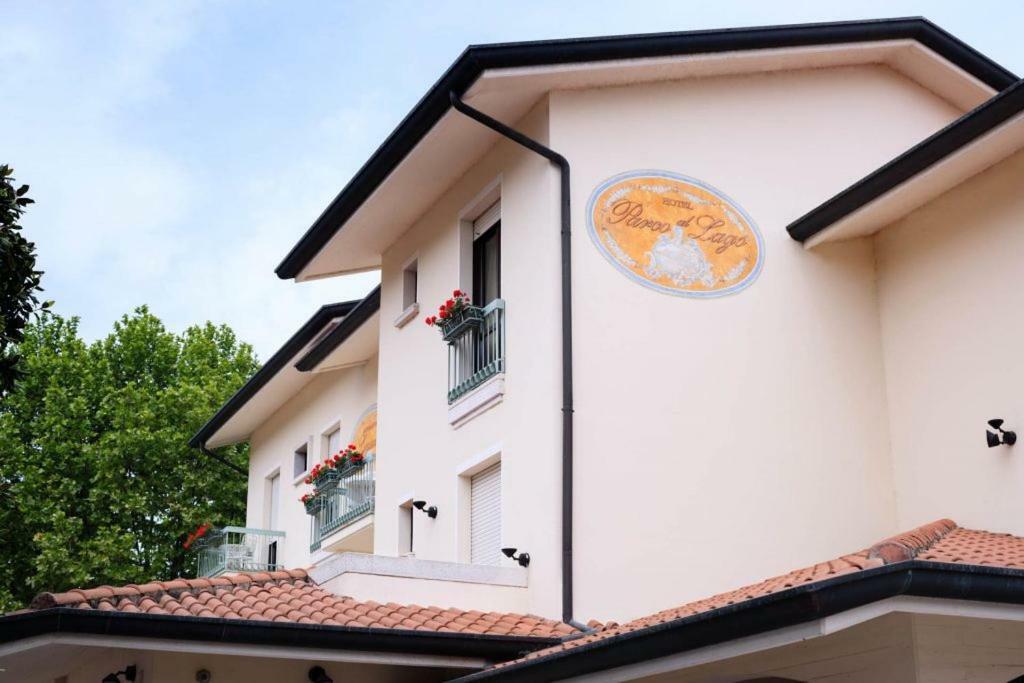 Hotel Lugana Parco Al Lago Sirmione Exterior photo